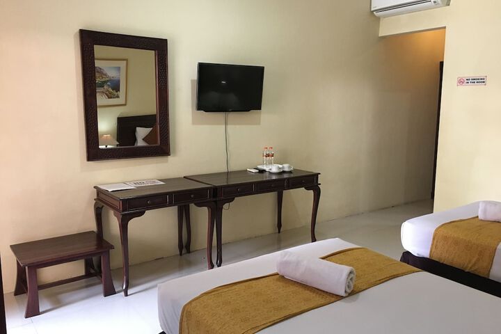 Room 17 of 39