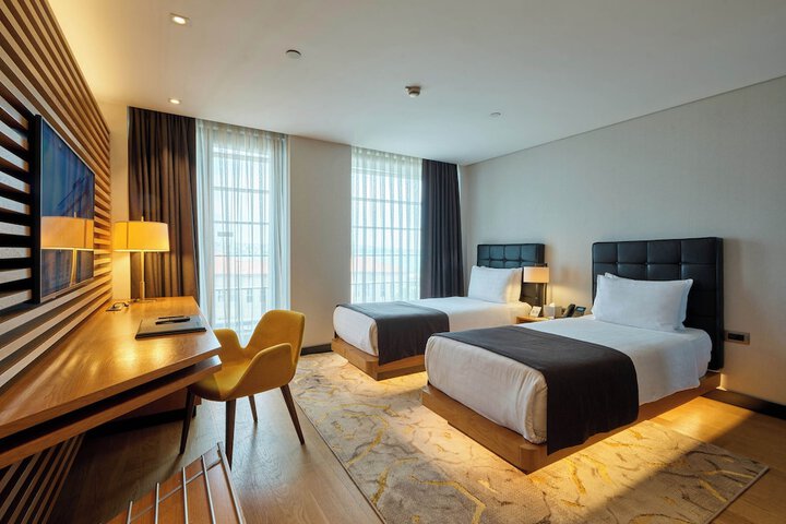 Room 75 of 203