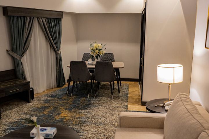 Room 40 of 81