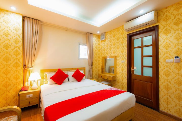 Dragon Hotel