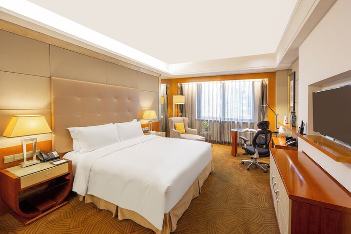 Room 29 of 83