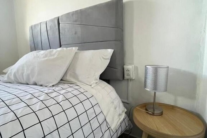 Room 9 of 17