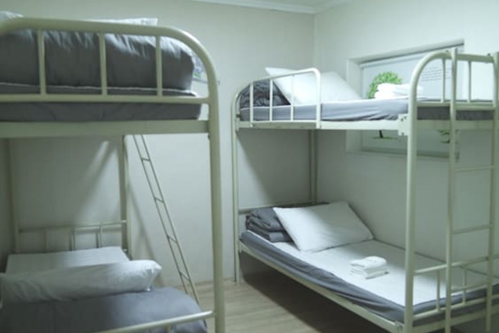 Room 9 of 41