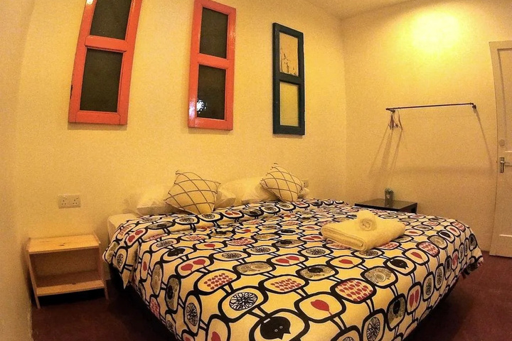 guest_rooms