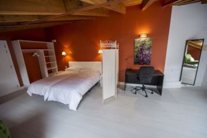 Room 14 of 88