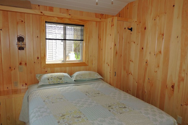 Room 5 of 338