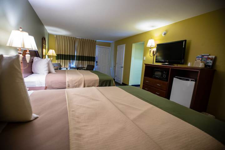 Room 12 of 79