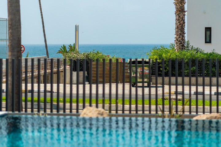 Pool 66 of 77