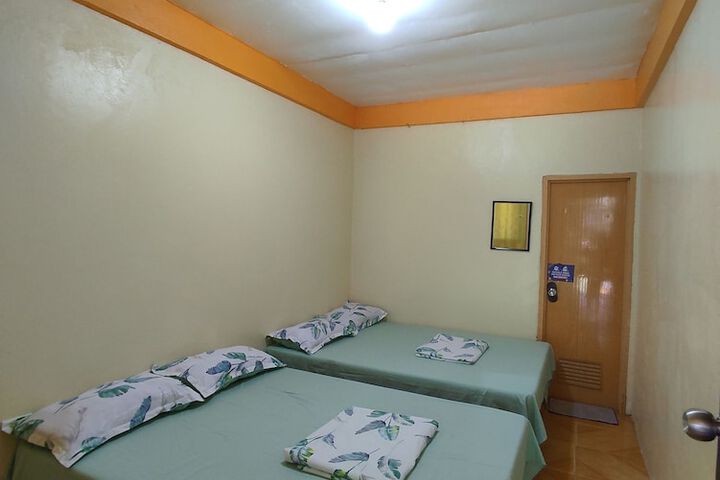 Room 7 of 20