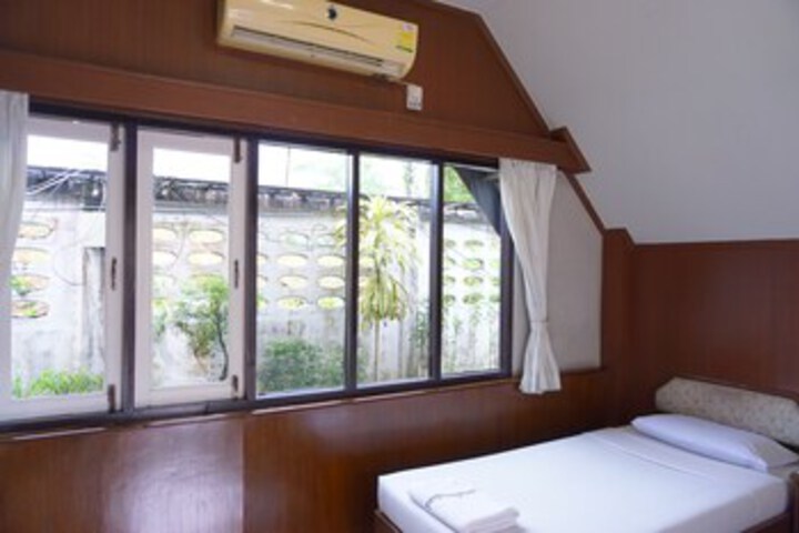 Room 22 of 50
