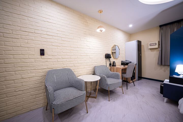 Room 45 of 57
