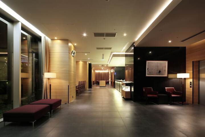 Lobby Photos