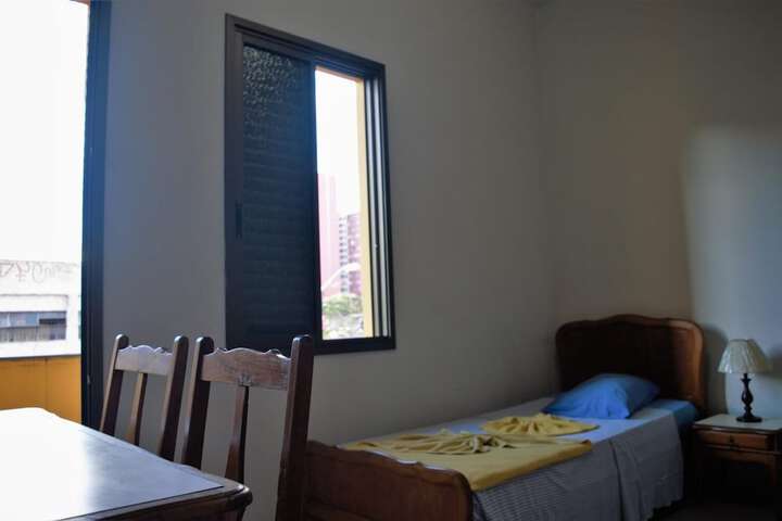 Room 8 of 43