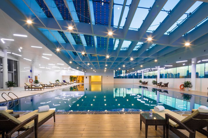 Pool 64 of 91