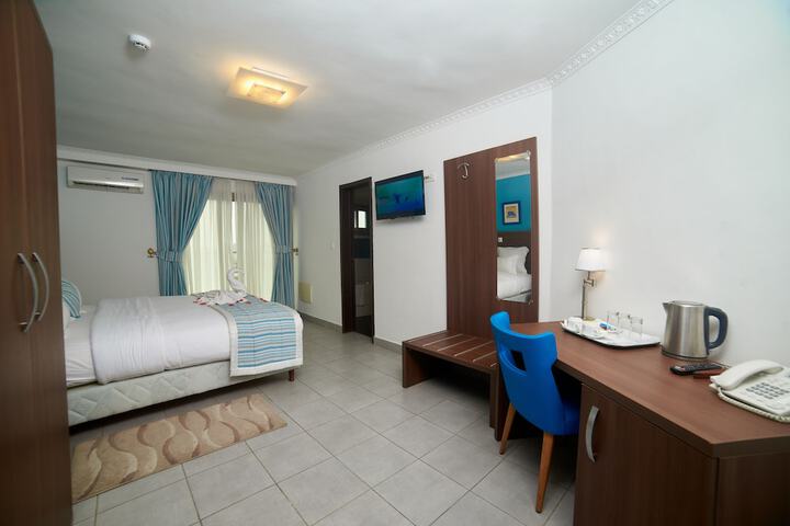 Room 25 of 50