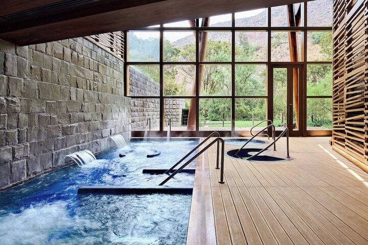 Pool 51 of 147