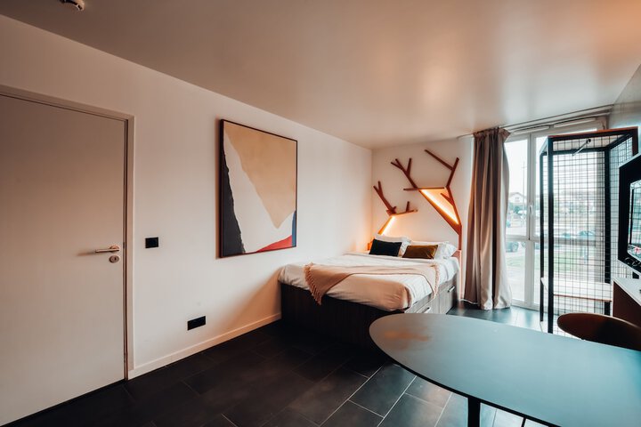 Room 31 of 80