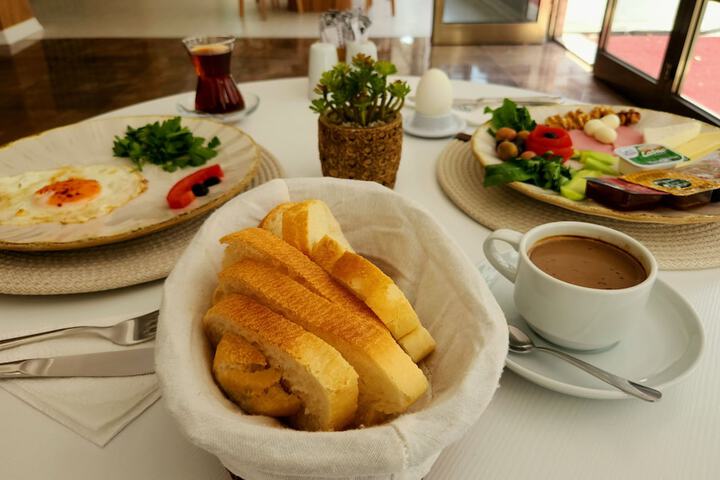 Breakfast/Coffee Service 55 of 67