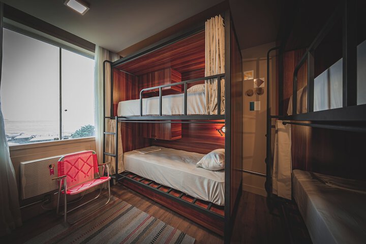 Room 22 of 48