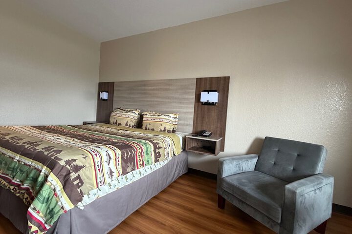 Room 21 of 48