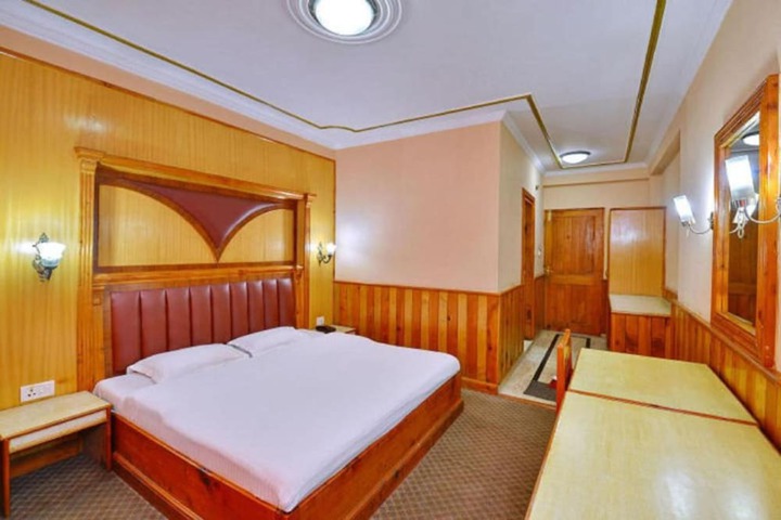 Room 41 of 49