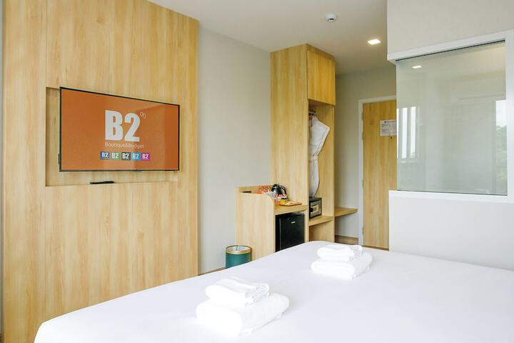 Room 27 of 39