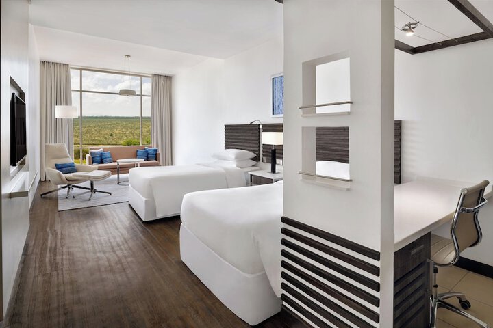 Room 11 of 42