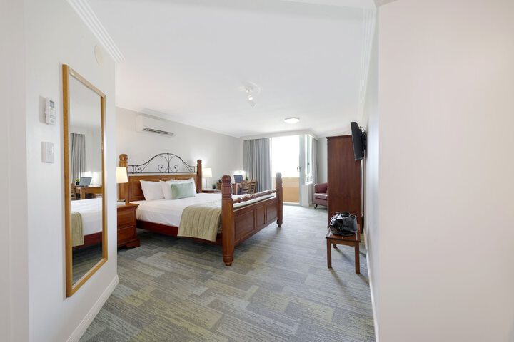 Room 17 of 84