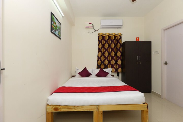 Room 15 of 25