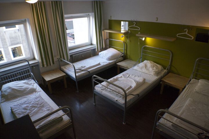 Room 10 of 52