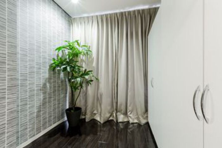 Room 75 of 182