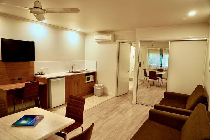 Room 13 of 89