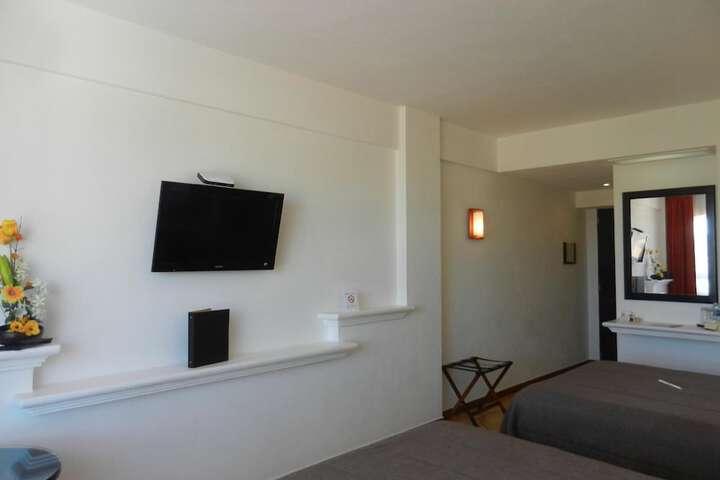 Room 13 of 60