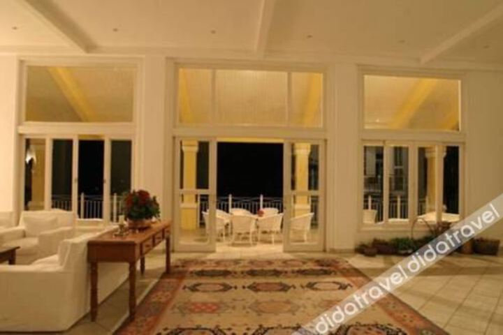 Hotel Interior 11 of 20