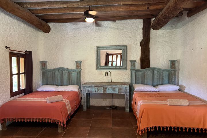 Room 14 of 83