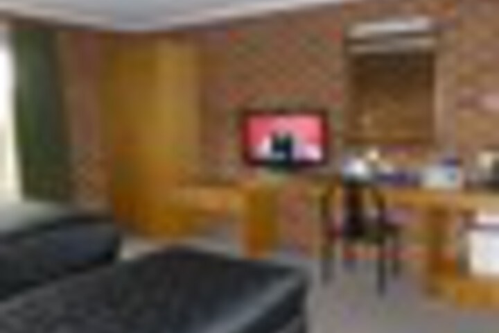 Room 11 of 63