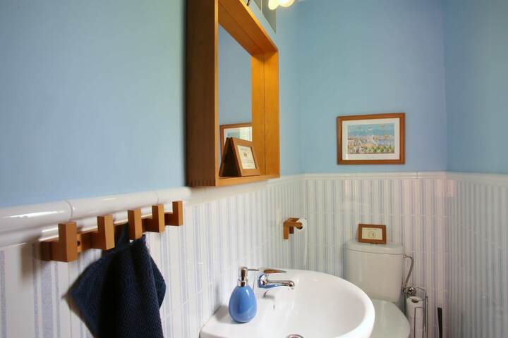 Clean Restrooms