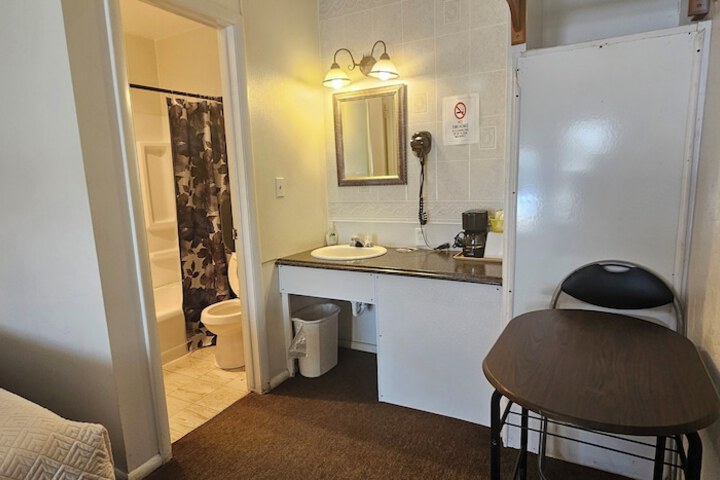 Room 19 of 30