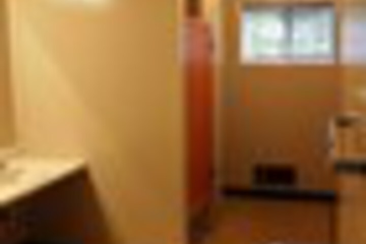 Room 338 of 504