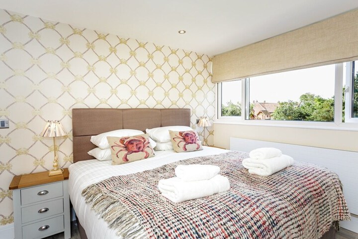 Room 4 of 47