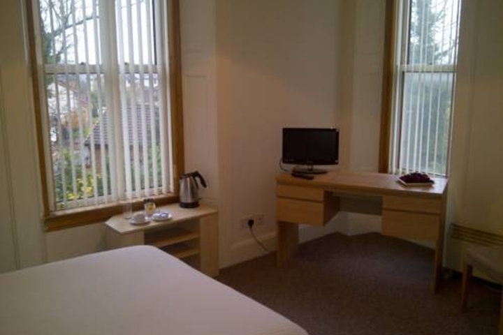 NORTHFIELD HOUSE HOTEL