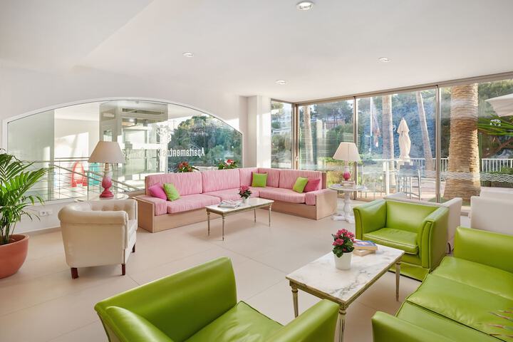 Lobby Photos