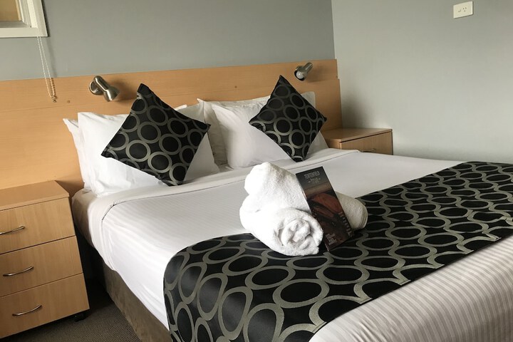 Room 43 of 152