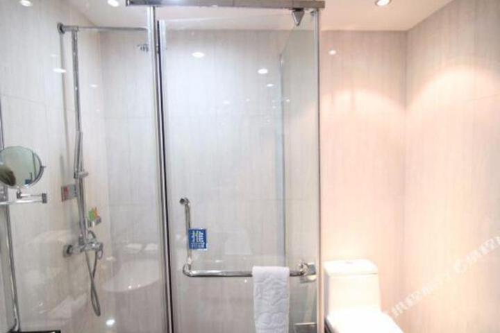Ding Zhou International Hotel