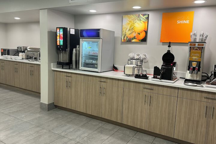 Breakfast area