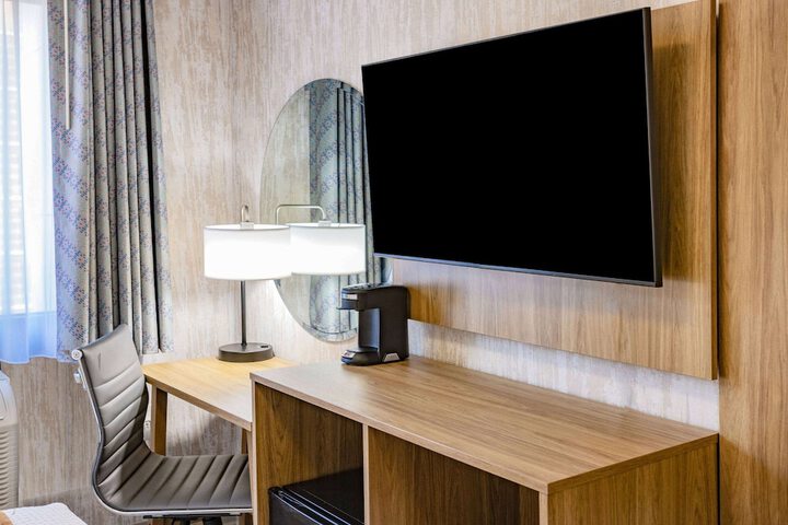 Room 20 of 56