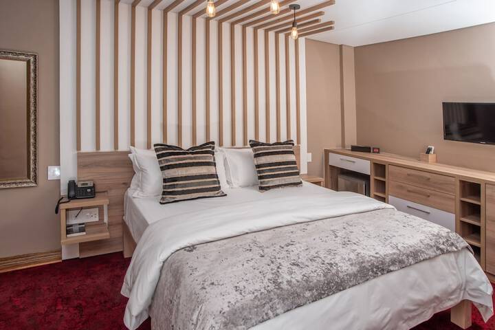 Room 3 of 31