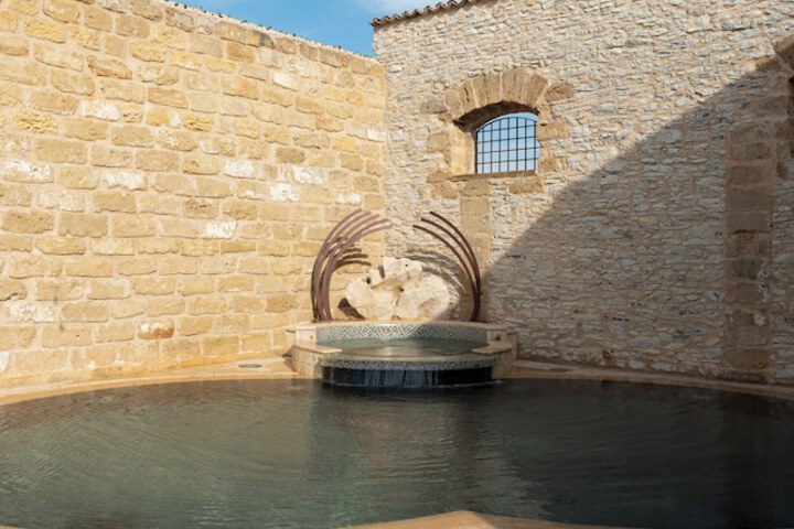 Pool 84 of 187