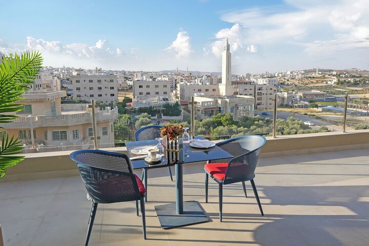 Room 54 of 127