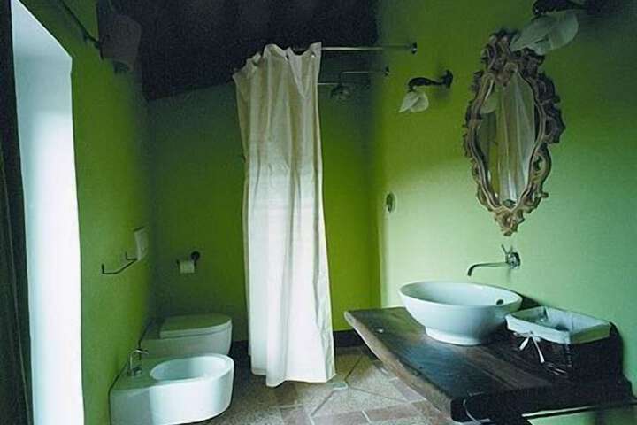 Clean Restrooms